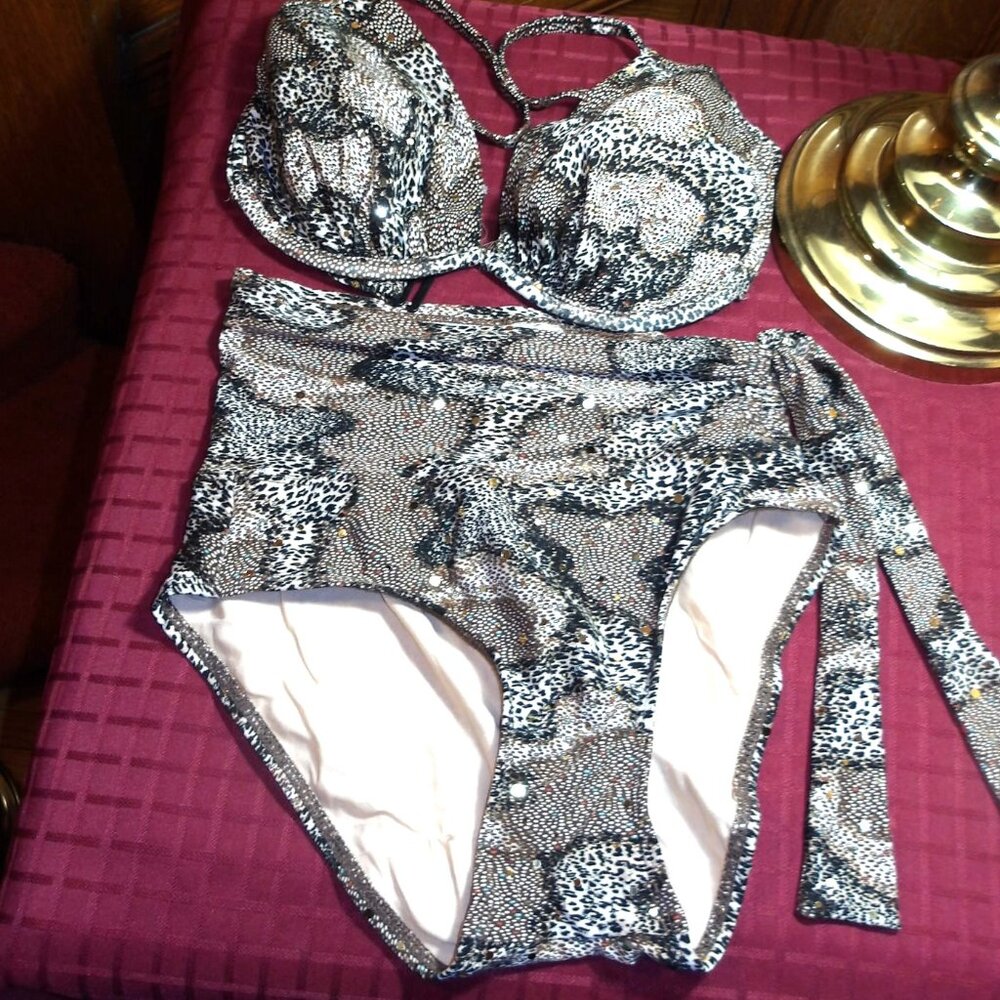 *** ENDLESS SUN *** 2 pc with sequins / Small